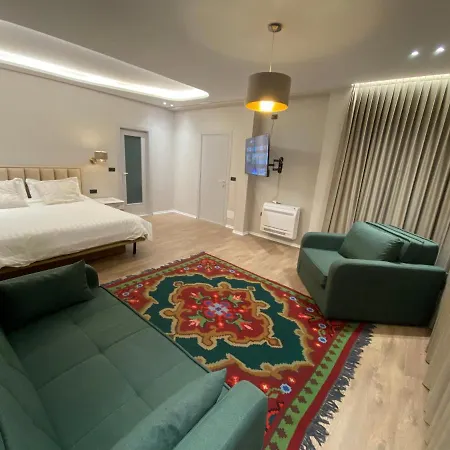 Vila-amo Center Tiran