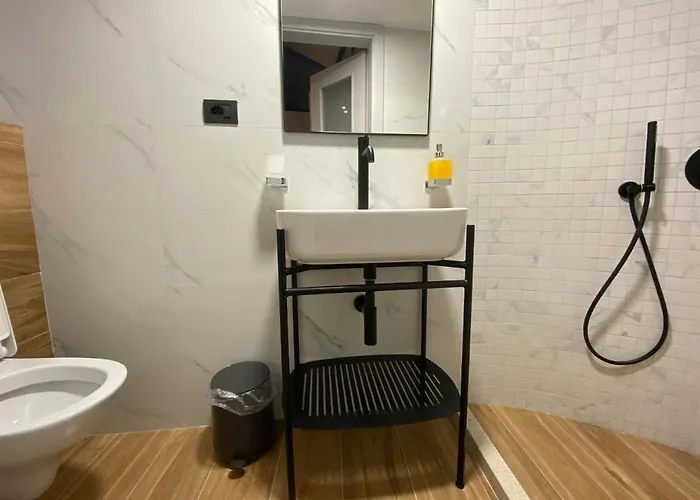Vila-amo Center Apartman Tirana