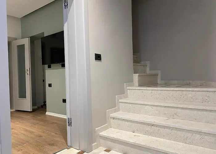 Vila-amo Center Apartman Tirana